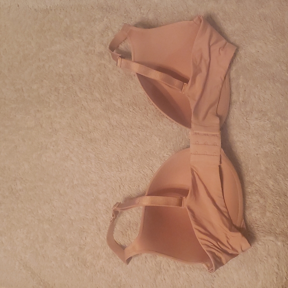 NWOT Victoria's Secret Bra - Picture 3 of 3